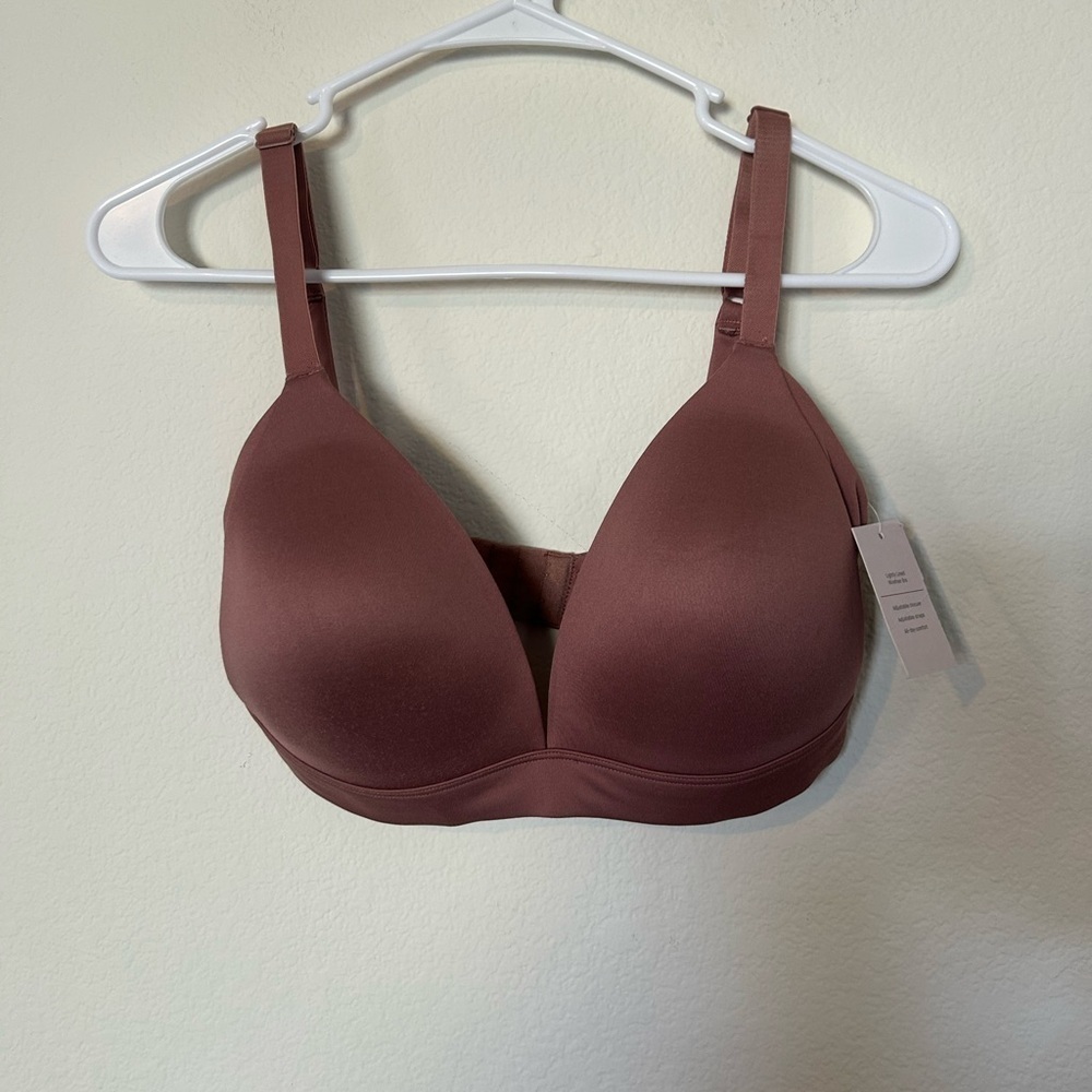 NWT Auden lightly lined wirefree bra 34 DD
